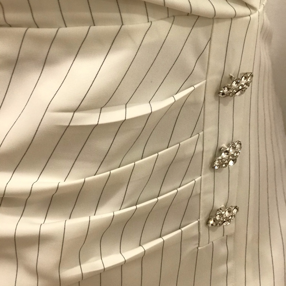 Metisu white & navy striped faux-wrap dress Size M. Excellent used condition. - Picture 7 of 15